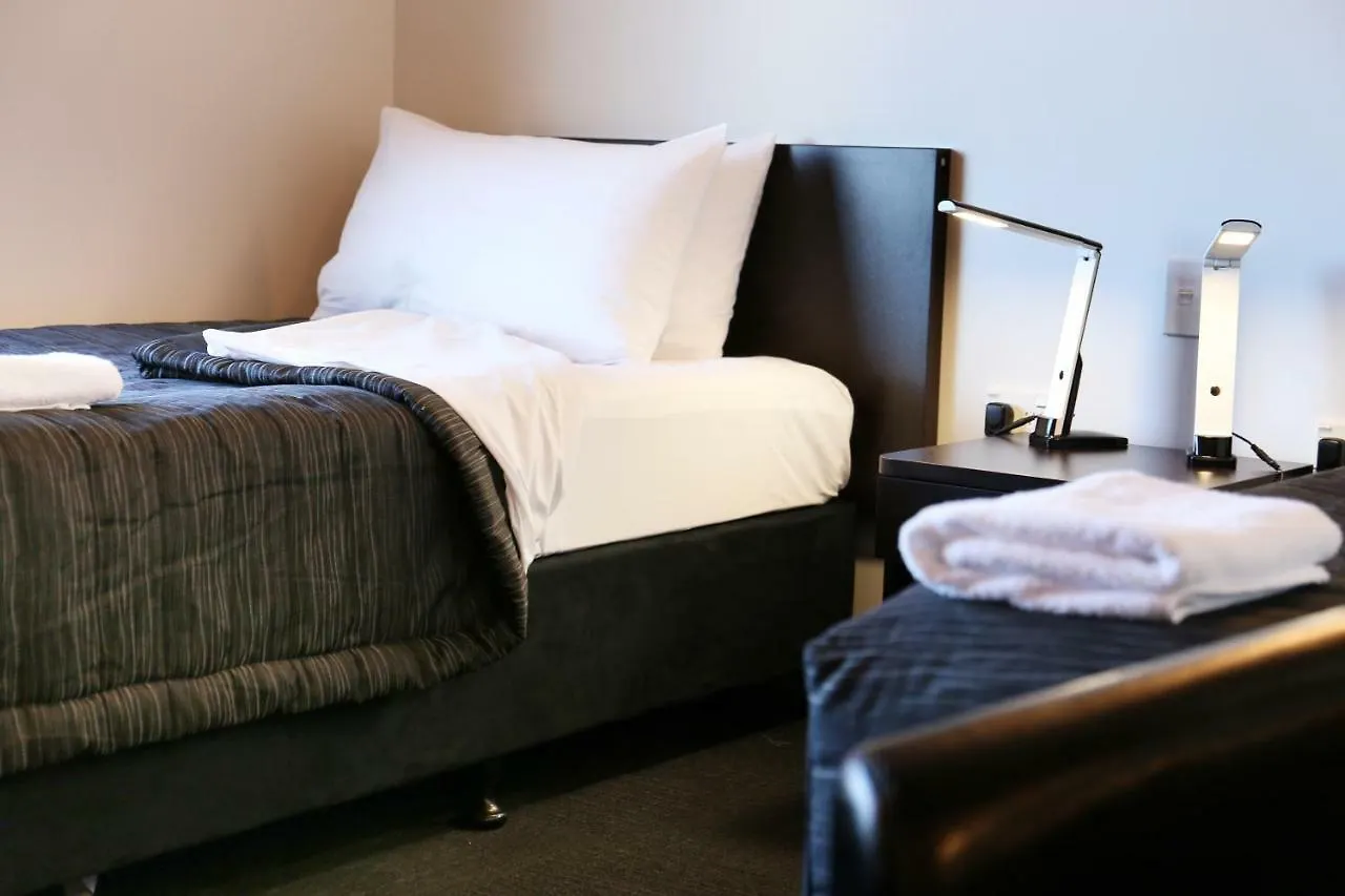 24Seven Inn Christchurch Hotel